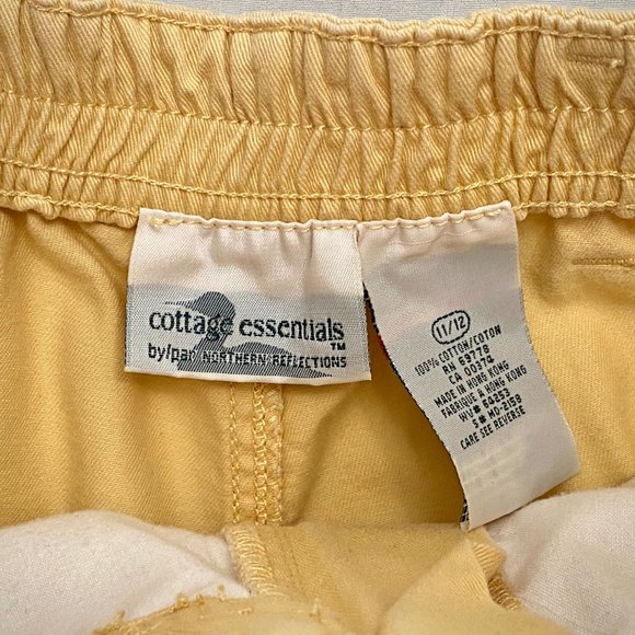 Vintage Yellow High Waisted Mom Shorts 28" Waist - Picture 11 of 14